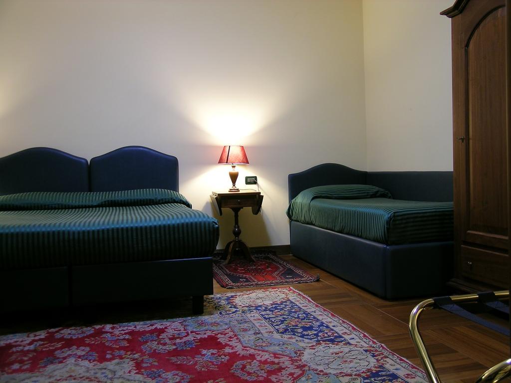 Relax Style House Central Rooms Pescara Quarto foto